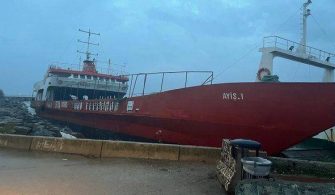 ayis-1-gemisi-batiyor
